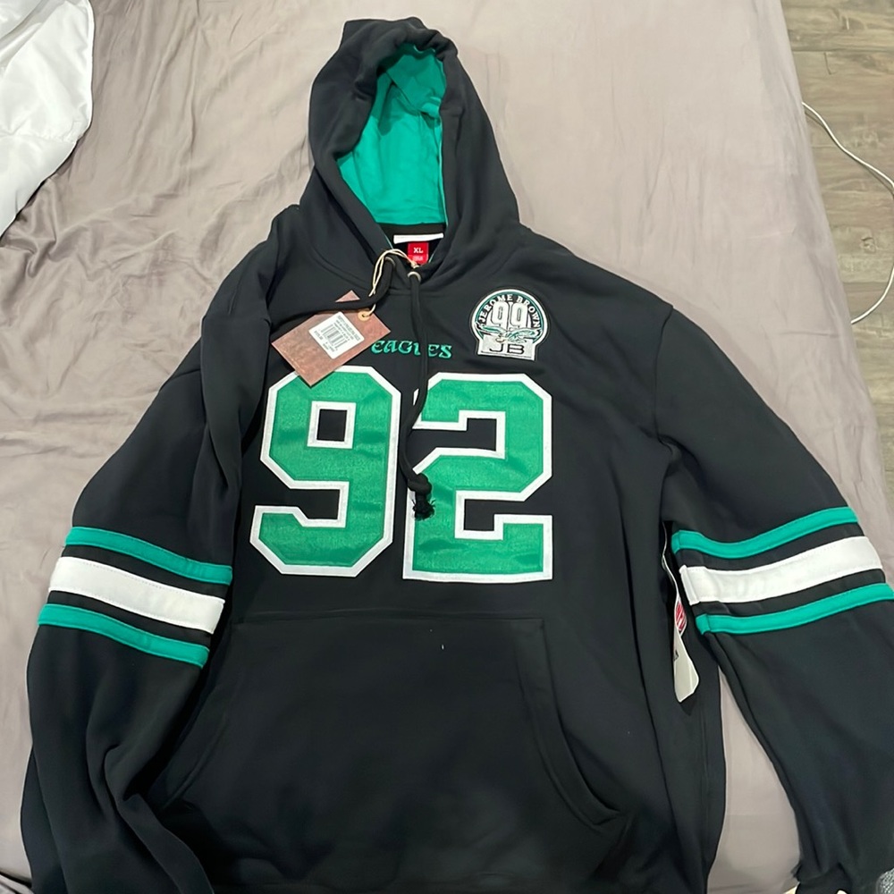 New Mitchell and Ness Reggie white Eagles  sweat shirt hoodie  with tags